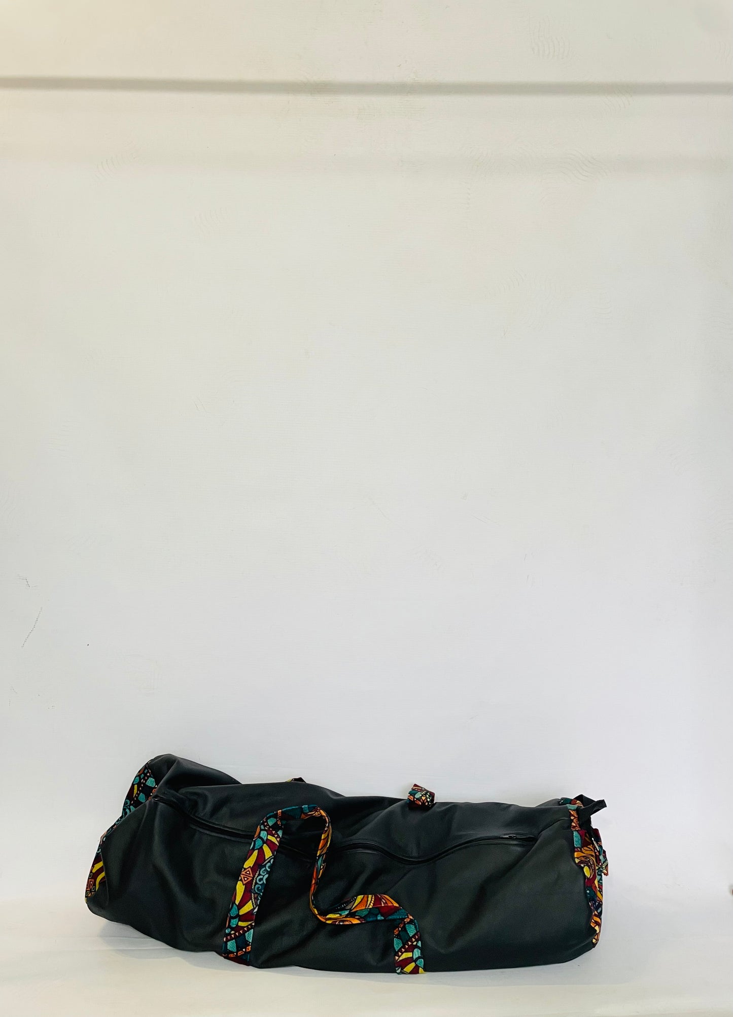 S I O M A. D U F F E L. B A G.